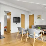 3 Bedroom Awesome In *