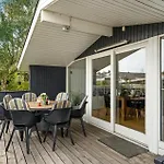 3 Bedroom Awesome In Σπίτι διακοπών *