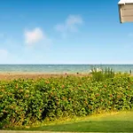 3 Bedroom Awesome In