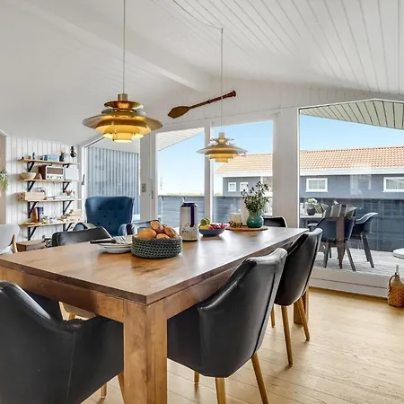 Сasa de vacaciones 3 Bedroom Awesome In Børkop