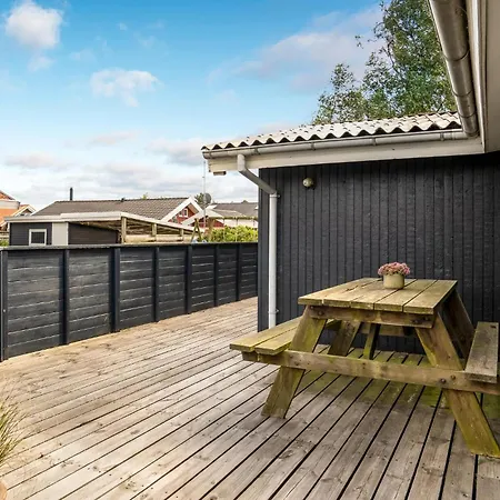 3 Bedroom Awesome In * Børkop