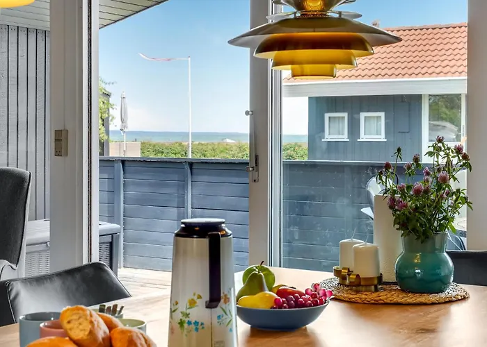 3 Bedroom Awesome In *