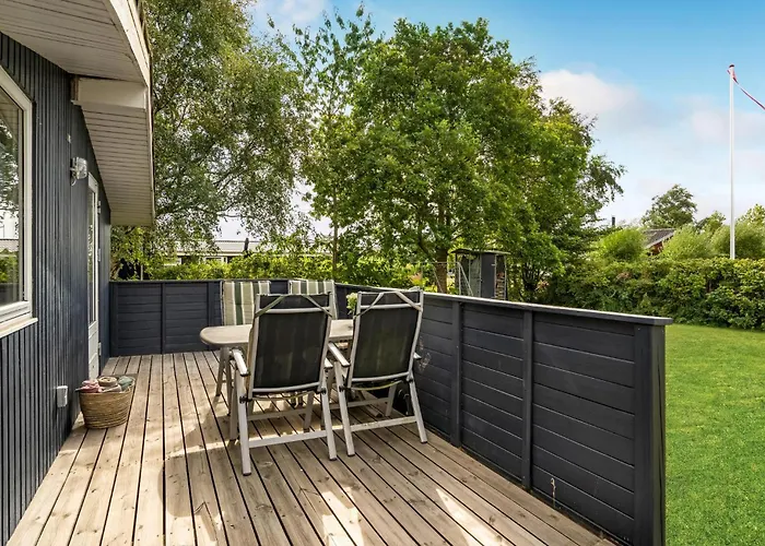 3 Bedroom Awesome In * Børkop