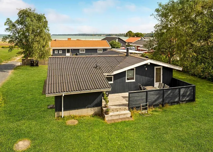 3 Bedroom Awesome In * Børkop